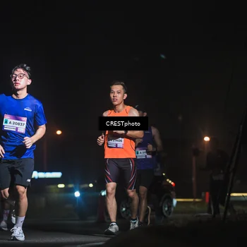 Runner Photo 7384211