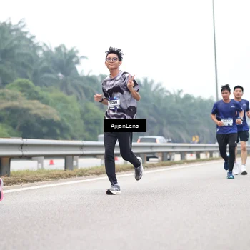 Runner Photo 7384241
