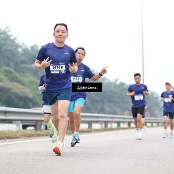 Runner Photo 7384253