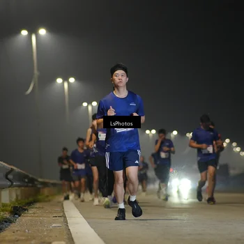 Runner Photo 7384271