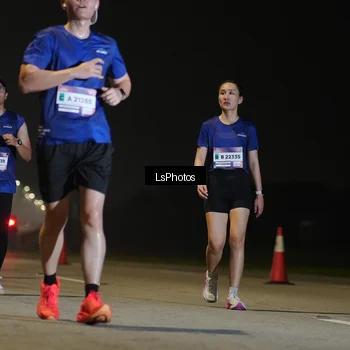 Runner Photo 7384292