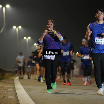 Runner Photo 7384293