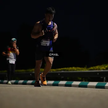 Runner Photo 7384298