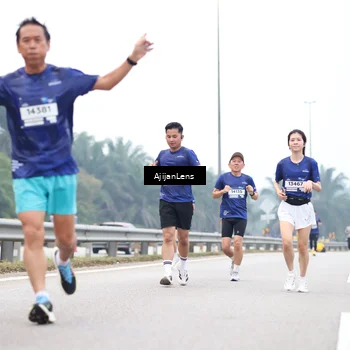 Runner Photo 7384301