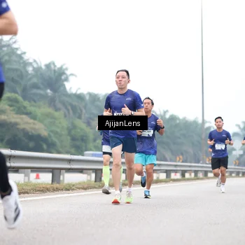 Runner Photo 7384311