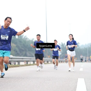 Runner Photo 7384312