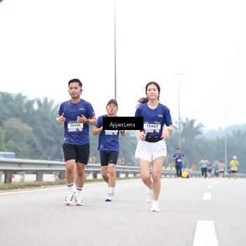Runner Photo 7384326