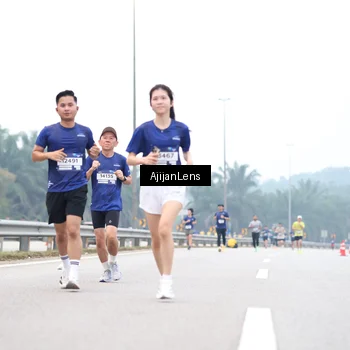 Runner Photo 7384330