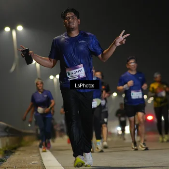 Runner Photo 7384332