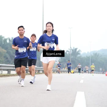 Runner Photo 7384341