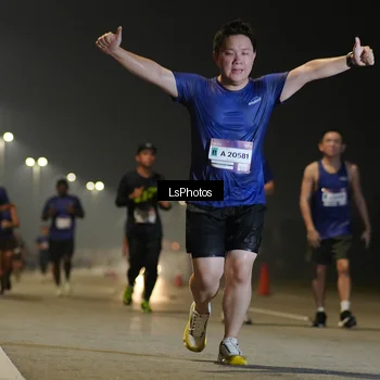Runner Photo 7384371
