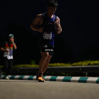 Runner Photo 7384379