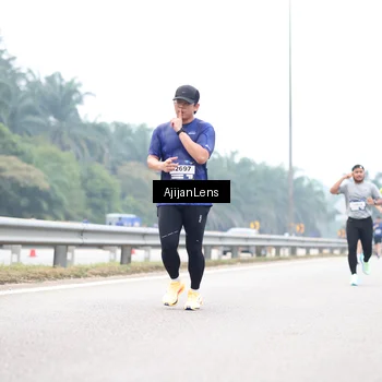 Runner Photo 7384386