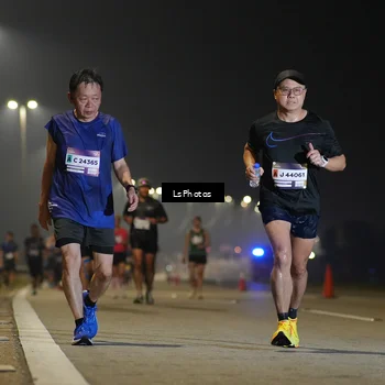 Runner Photo 7384392