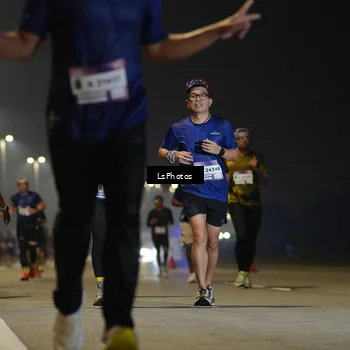 Runner Photo 7384393