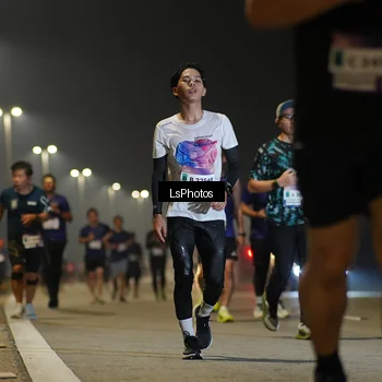 Runner Photo 7384410