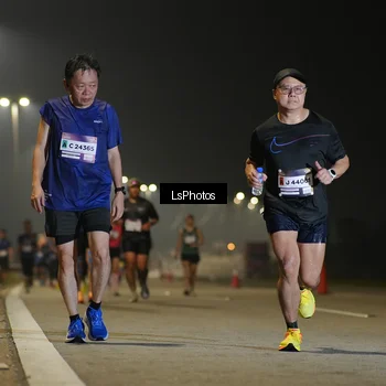 Runner Photo 7384419