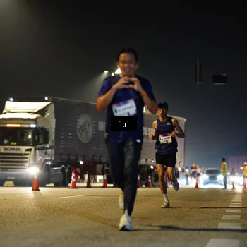 Runner Photo 7384420