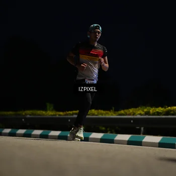 Runner Photo 7384453