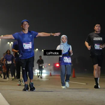 Runner Photo 7384464