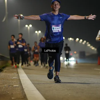 Runner Photo 7384478
