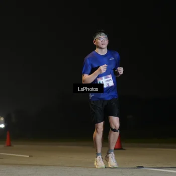 Runner Photo 7384499