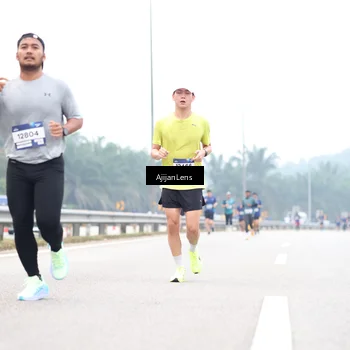 Runner Photo 7384505