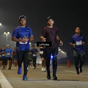 Runner Photo 7384516