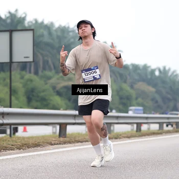 Runner Photo 7384528