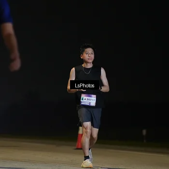 Runner Photo 7384584