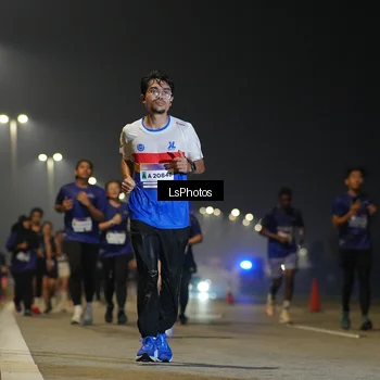 Runner Photo 7384590
