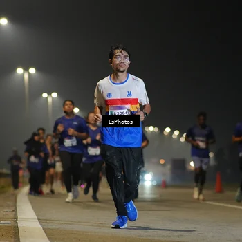 Runner Photo 7384598