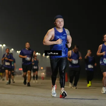 Runner Photo 7384629