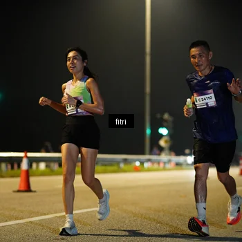 Runner Photo 7384649