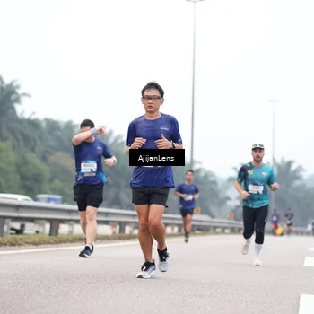 Runner Photo 7384657