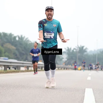 Runner Photo 7384690