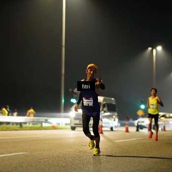 Runner Photo 7384692