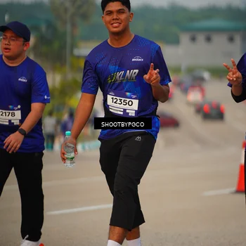 Runner Photo 7384697