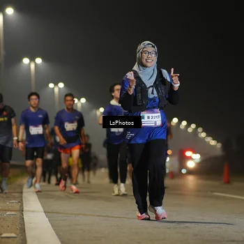Runner Photo 7384700