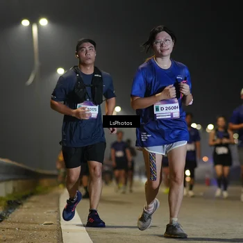 Runner Photo 7384711