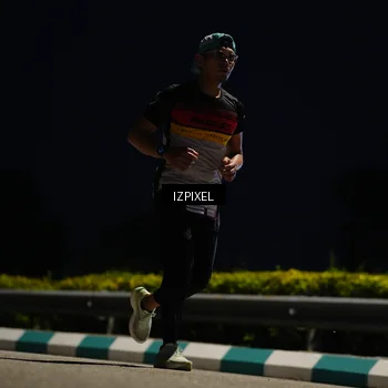 Runner Photo 7384716