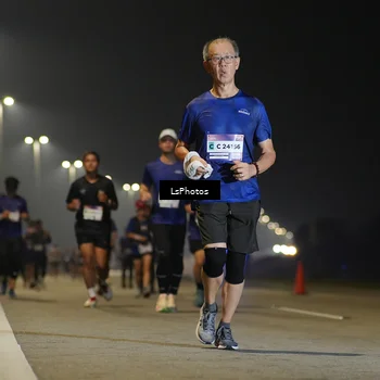 Runner Photo 7384726