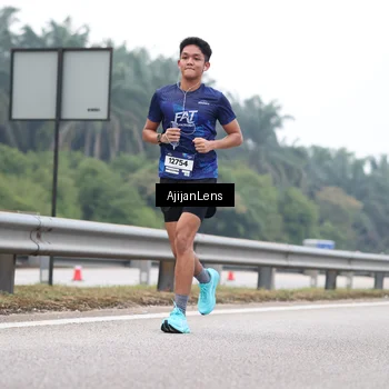 Runner Photo 7384731