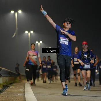 Runner Photo 7384747