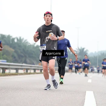 Runner Photo 7384754