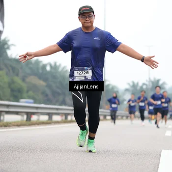 Runner Photo 7384790