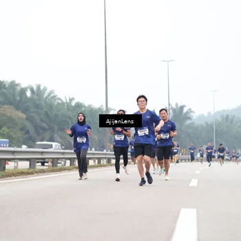 Runner Photo 7384792
