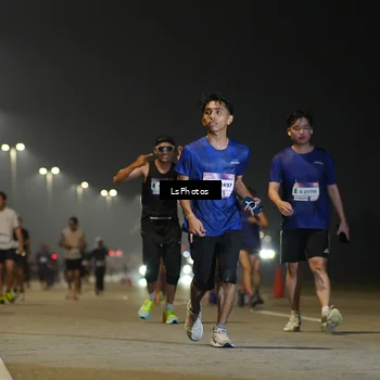 Runner Photo 7384798