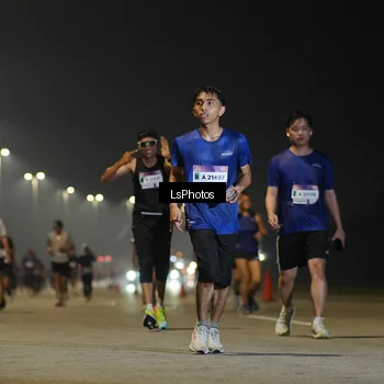 Runner Photo 7384806