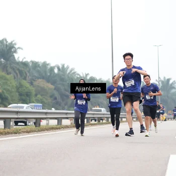 Runner Photo 7384814